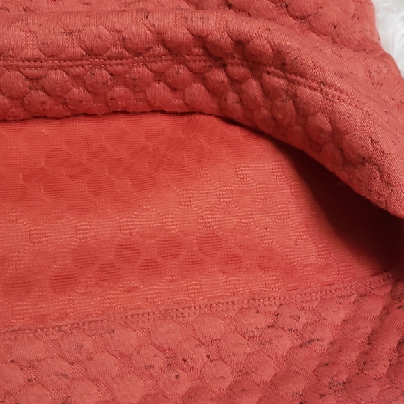 Apana Quilted cowlneck pullover NWOT - Picture 11 of 11